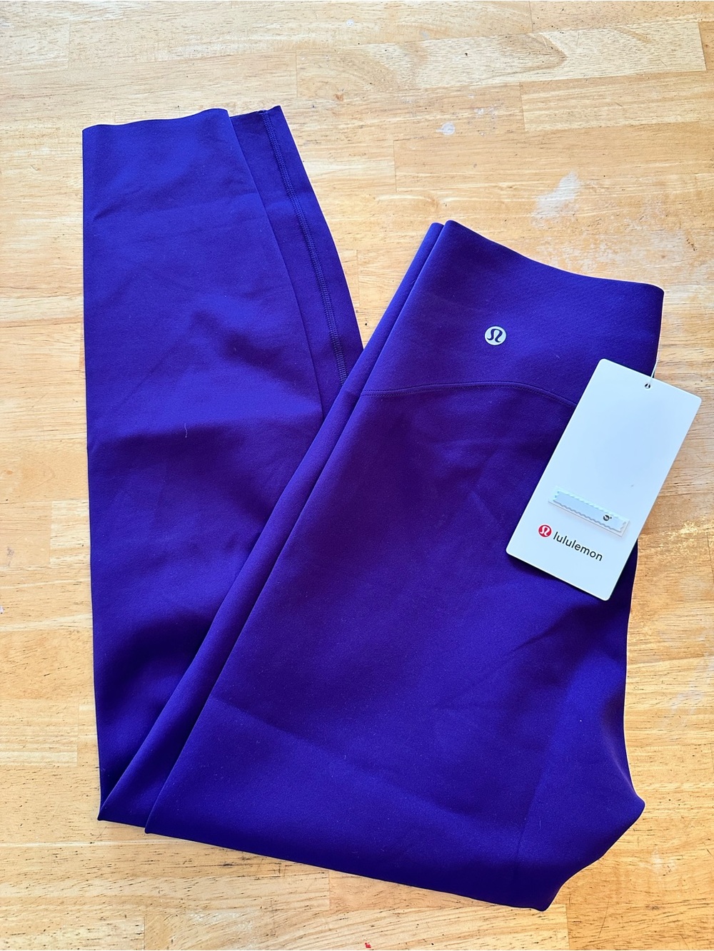 NWT Lululemon Glow Up leggings size 4